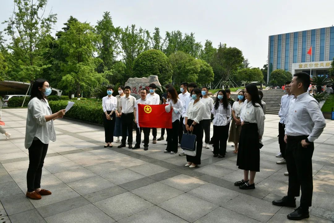 &#21326;&#20159;&#24179;&#21488;&#95;&#21326;&#20159;&#40;&#20013;&#22269;&#41;