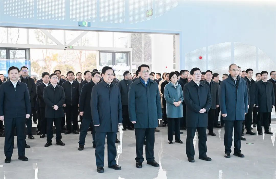 &#21326;&#20159;&#24179;&#21488;&#95;&#21326;&#20159;&#40;&#20013;&#22269;&#41;