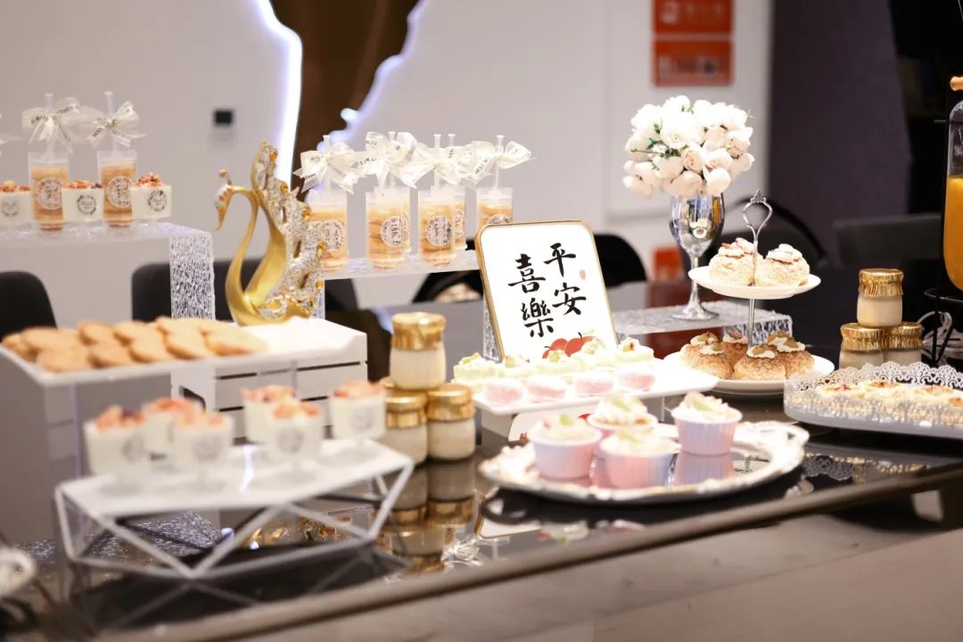 &#21326;&#20159;&#24179;&#21488;&#95;&#21326;&#20159;&#40;&#20013;&#22269;&#41;